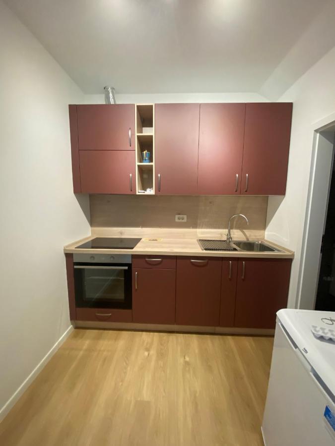 Apartments Tito & Robin Koper Bagian luar foto